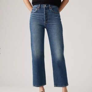 Levi's® Premium
RIBCAGE STRAIGHT ANKLE WOMEN'S JEANS